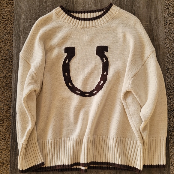 Soho & Stella New York Sweaters - NEW Soho & Stella New York Horseshoe Sweater